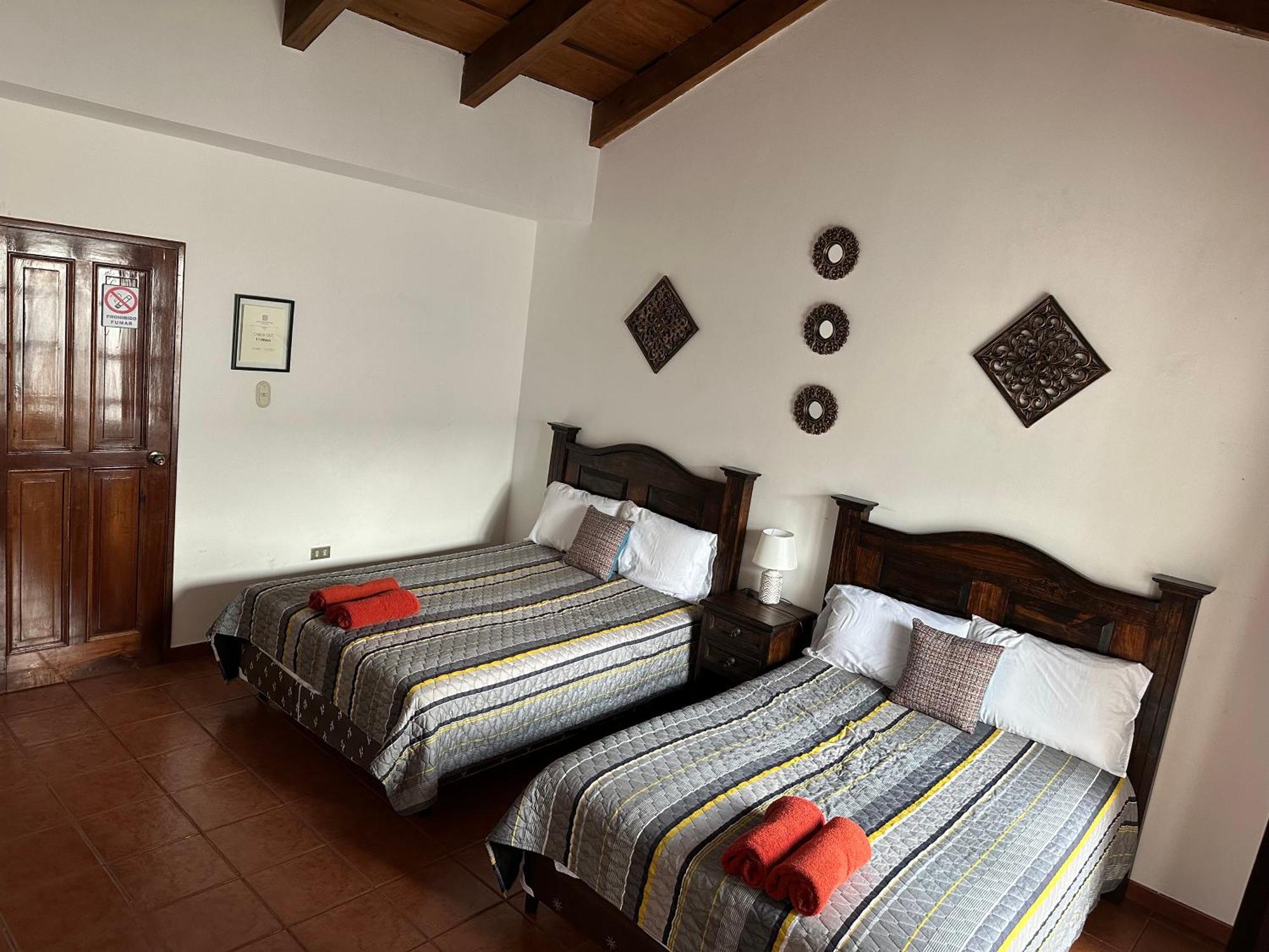 Casa Los Habitantes Antigua Guatemala Exterior photo